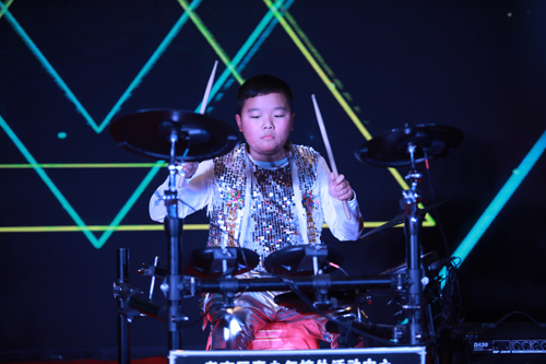 大禹漢光2018年“同心同行，共創(chuàng)未來”主題年會(huì)圓滿成功