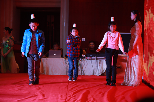 大禹漢光2018年“同心同行，共創(chuàng)未來”主題年會(huì)圓滿成功