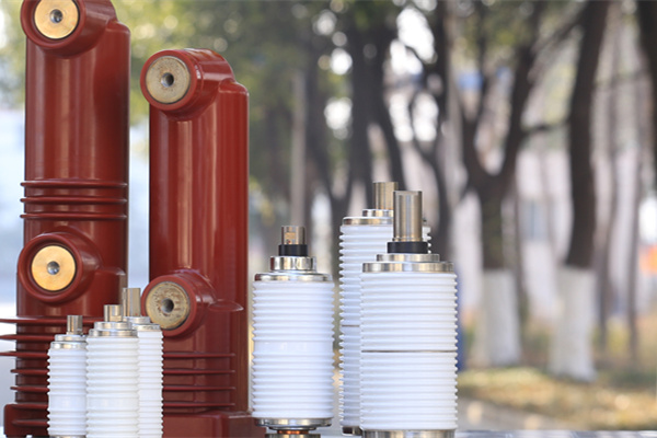 真空開(kāi)關(guān)管廠(chǎng)家難找嗎？建議這樣選廠(chǎng)家！